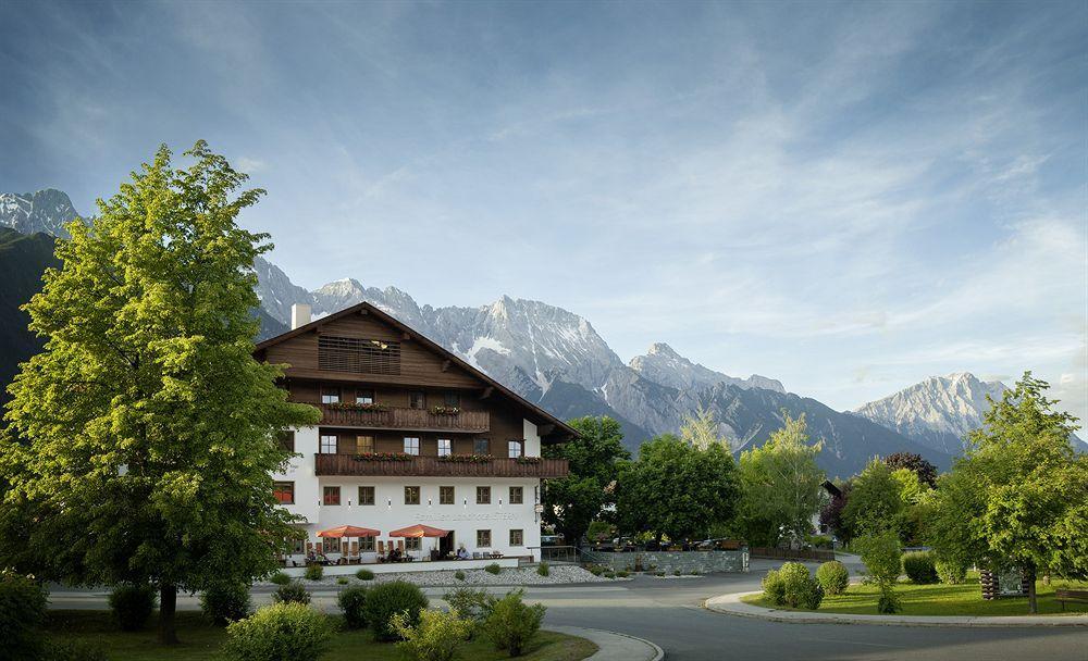 Der Stern - Nachhaltiges Wirtshaus Und Landhotel Seit 1509 Общайг Екстериор снимка